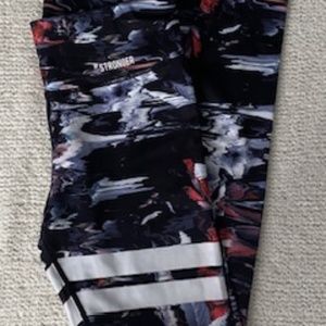 Stronger Label leggings, Small